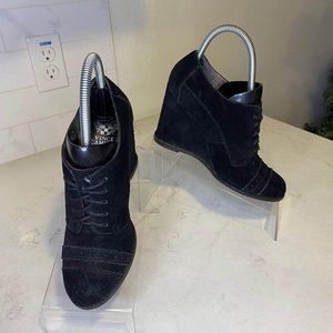 Vince Camuto Womens 'Miller' Black Suede Wedge Ankle Boots Size 7 B 216583